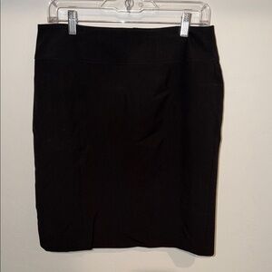Worthington Elegant Black Pencil Skirt